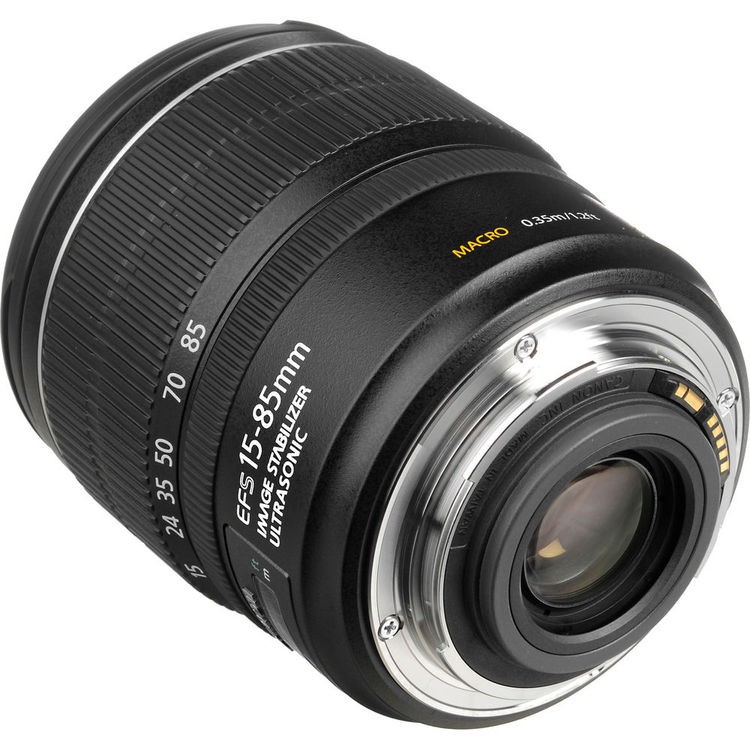Canon EF-S 15-85mm F3.5-5.6 IS USM - Objectif Canon EF-S 15-85mm F3.5-5.6 IS USM - Objectif