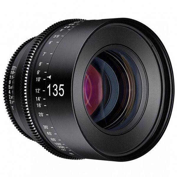 XEEN 135mm T2.2 (Sony E, métrique)- Objectif Prime Cinéma XEEN 135mm T2.2 (Sony E, métrique)- Objectif Prime Cinéma