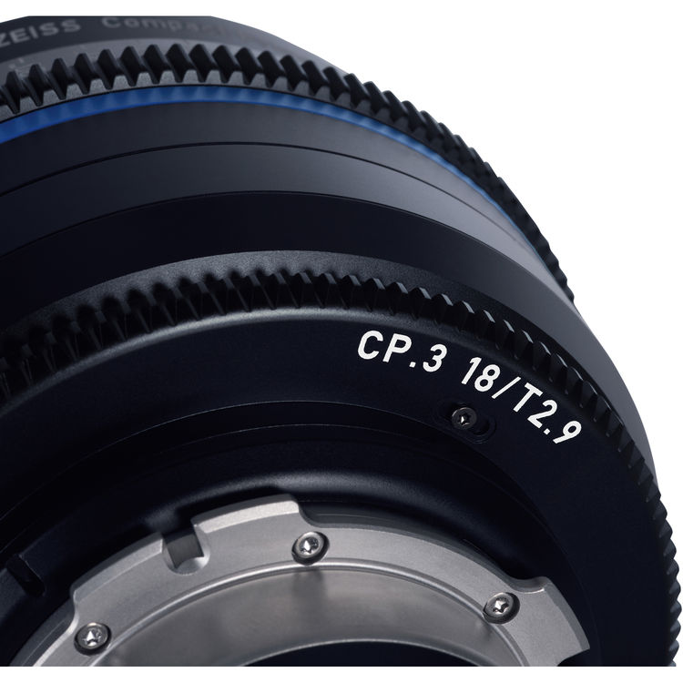Zeiss CP.3 28mm T2.1 (Micro 4/3, métrique) - Objectif Prime Cinéma Zeiss CP.3 28mm T2.1 (Micro 4/3, métrique) - Objectif Prime Cinéma