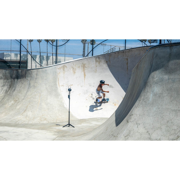 INSTA 360 PRO 2 8K 3D - Caméra 360° INSTA 360 PRO 2 8K 3D - Caméra 360°