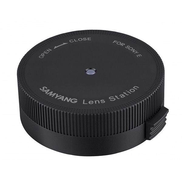 Samyang Lens station - dock usb pour optique AF Nikon F Samyang Lens station - dock usb pour optique AF Nikon F