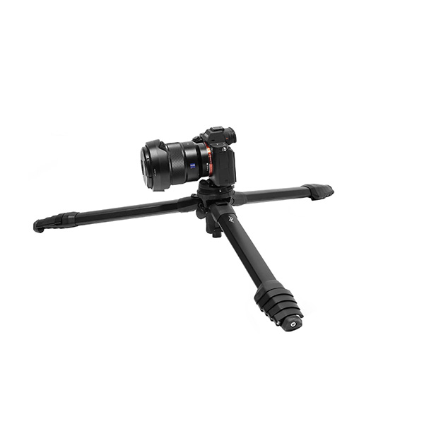 Peak Design Travel Tripod (Carbone) - Trépied Peak Design Travel Tripod (Carbone) - Trépied