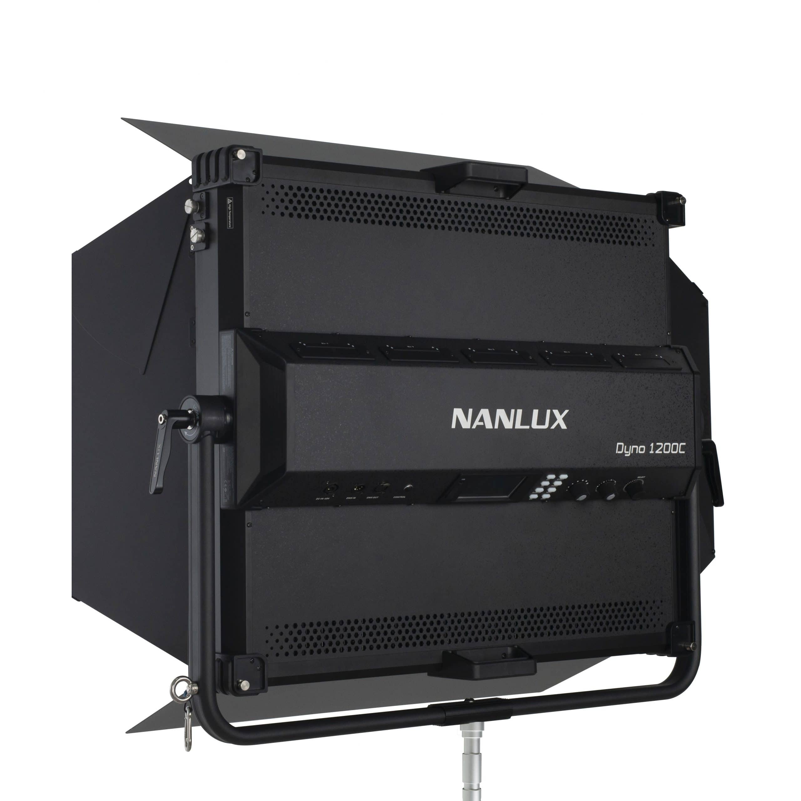 Nanlux Dyno 1200C - Panneau LED RGBWW Nanlux Dyno 1200C - Panneau LED RGBWW