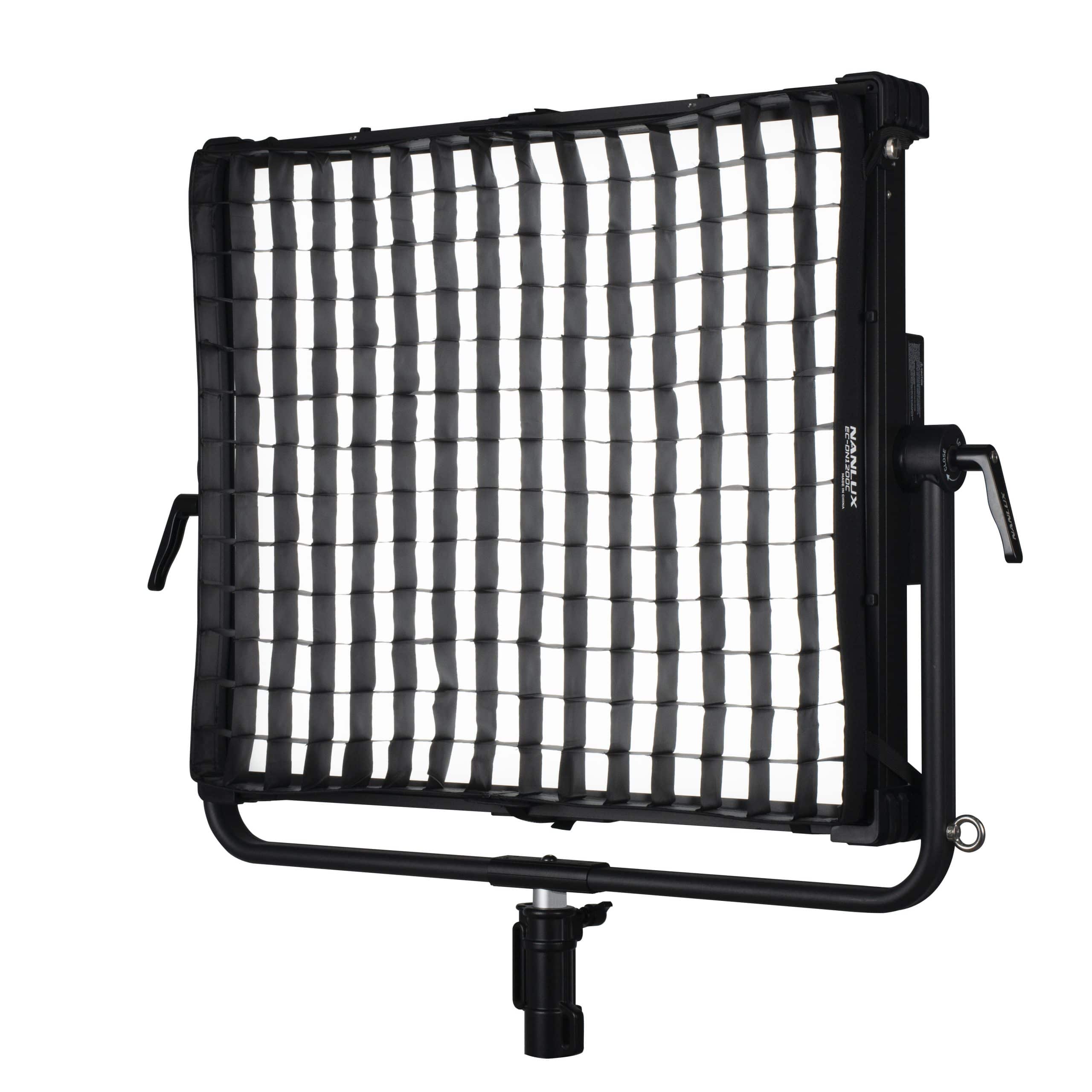 Nanlux Eggcrate Dyno 1200C - Nid d'abeille Nanlux Eggcrate Dyno 1200C - Nid d'abeille