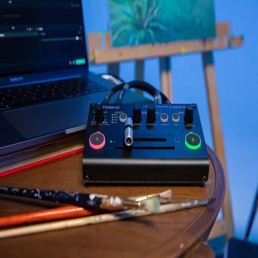Roland V-02HD MK II - Mélangeur de streaming