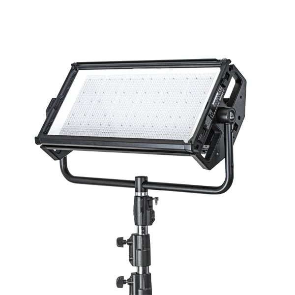 Litepanels Gemini 2x1 Hard - Panneau LED RGBWW avec lyre pilotable Litepanels Gemini 2x1 Hard - Panneau LED RGBWW avec lyre pilotable