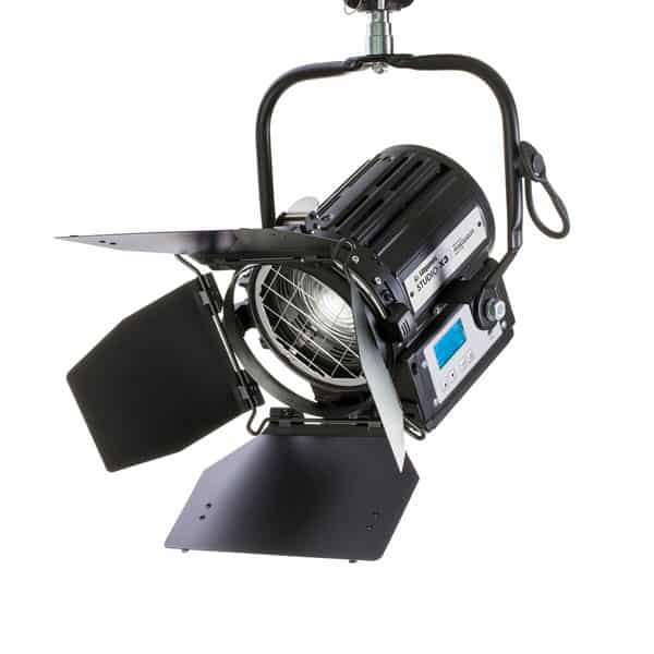 Litepanels Studio X2 (Bi-Color, 60W) - Projecteur LED (Standard Yoke) Litepanels Studio X2 (Bi-Color, 60W) - Projecteur LED (Standard Yoke)