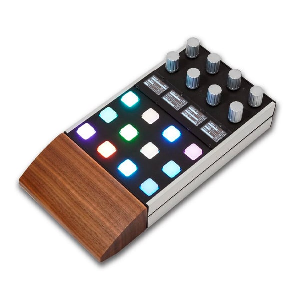 MakePro X xPert-A6 Edit - Surface de contrôle MakePro X xPert-A6 Edit - Surface de contrôle