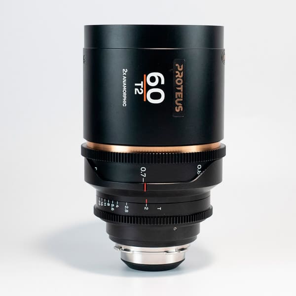 Laowa Proteus 2X Anamorphic 60mm T2 PL/EF (Silver, Métrique) - Objectif Laowa Proteus 2X Anamorphic 60mm T2 PL/EF (Silver, Métrique) - Objectif