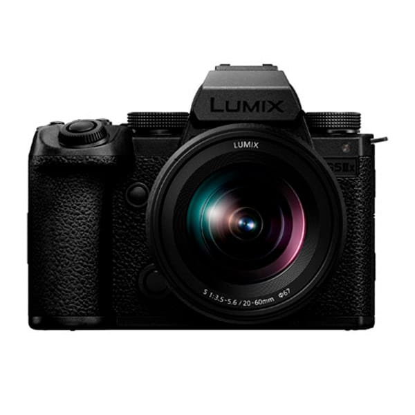 Panasonic Lumix DC-S5II X avec 20-60mm f/3.5-5.6