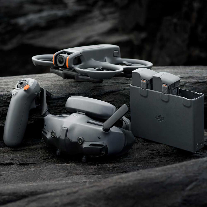 DJI Avata 2 Fly More Combo (3 batterie) – Drone DJI Avata 2 Fly More Combo (3 batterie) – Drone