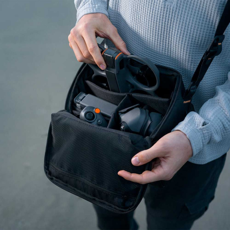 DJI Avata 2 Fly More Combo (3 batterie) – Drone DJI Avata 2 Fly More Combo (3 batterie) – Drone