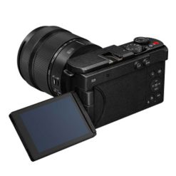 Panasonic-Lumix-DC-S9_Noir-28-200_02
