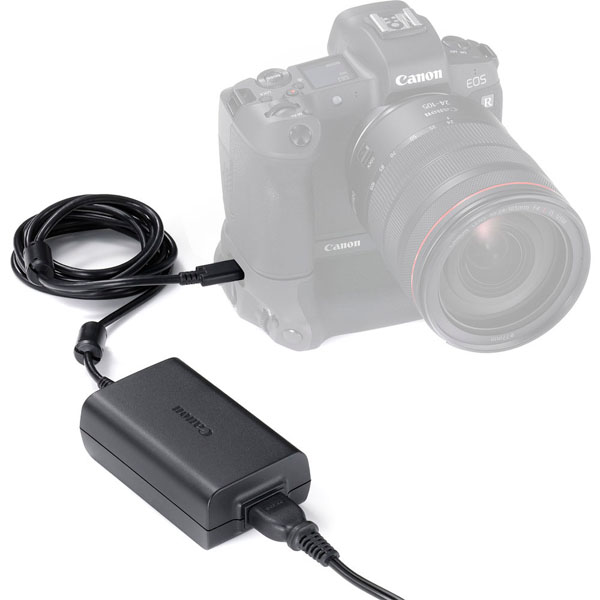 Canon PD-E1 - Adaptateur Secteur USB pour EOS R5 Mark I Canon PD-E1 - Adaptateur Secteur USB pour EOS R5 Mark I