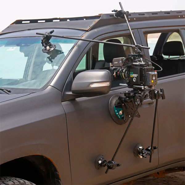 RigWheels Kraken Camera Car Mount - Support Voiture pour Caméra Cinéma (Kit Loueur) RigWheels Kraken Camera Car Mount - Support Voiture pour Caméra Cinéma (Kit Loueur)