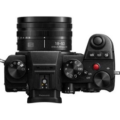 Panasonic Lumix DC-S5D + 18-40mm f:4.5-6.3 (Noir)_05