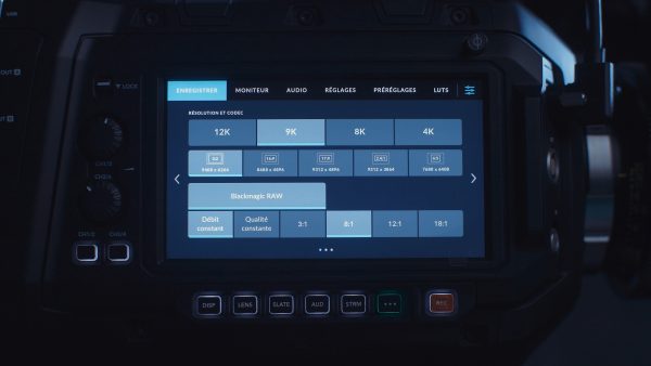 La caméra qui va tout changer ? (URSA Cine 12K LF)
