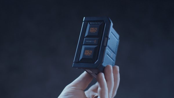 La caméra qui va tout changer ? (URSA Cine 12K LF)