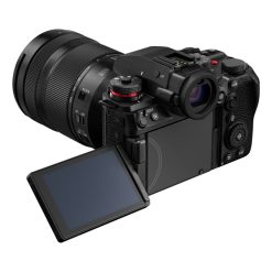 Panasonic Lumix S1R II + L 24-105mm f:4 Macro OIS_03
