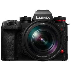 Panasonic Lumix S1 IIE + L 24-105mm f:4 Macro OIS_01