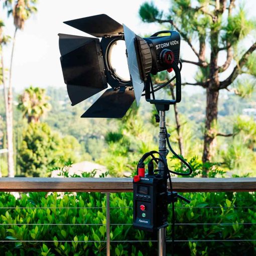 Aputure STORM 400x