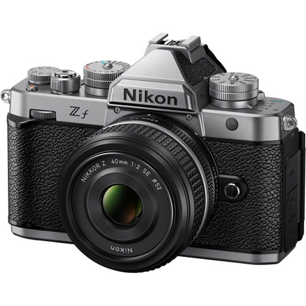 Nikon Zf (Silver) avec 40mm_01
